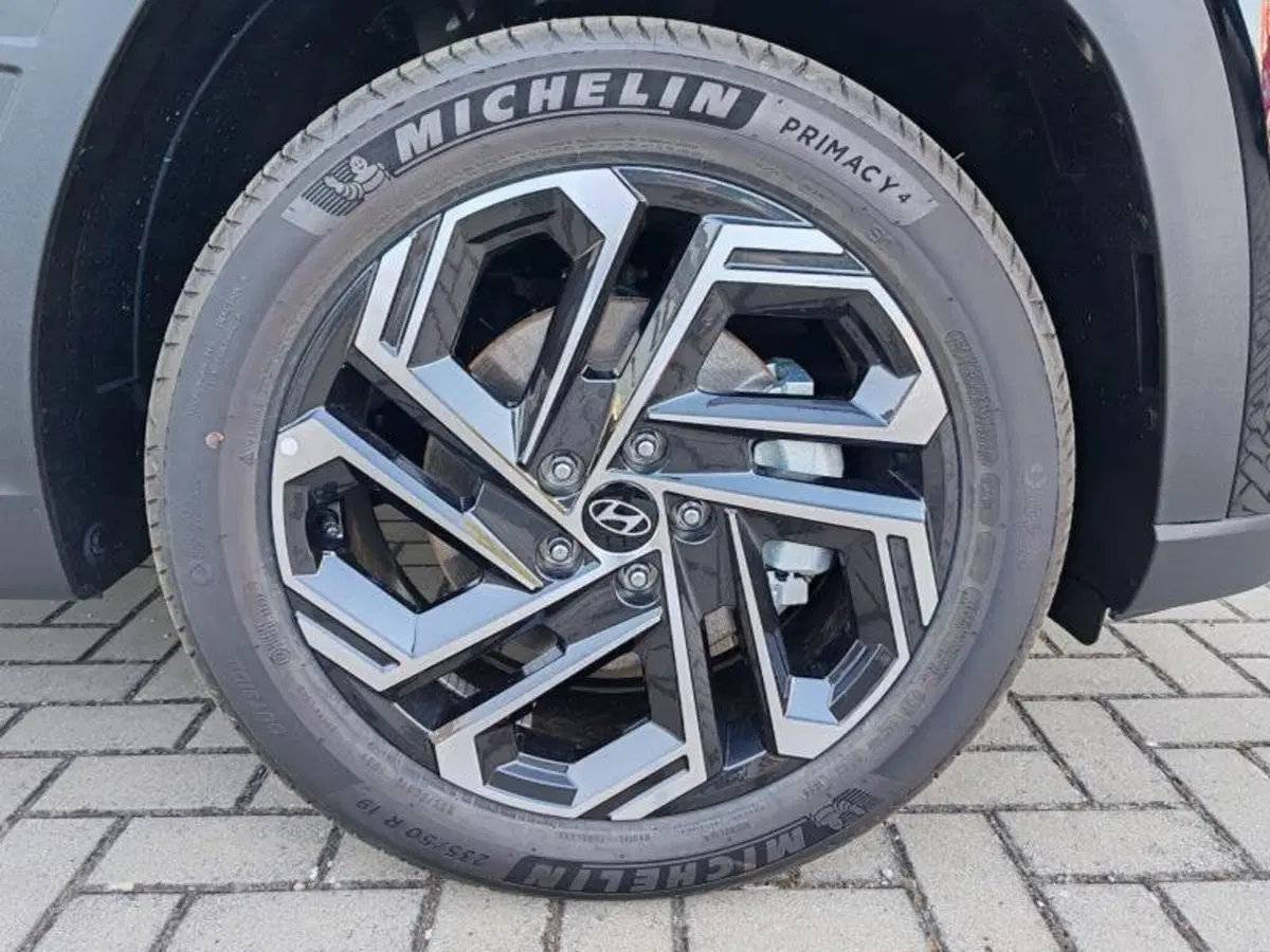 Hyundai Tucson nuova a Perugia (11)