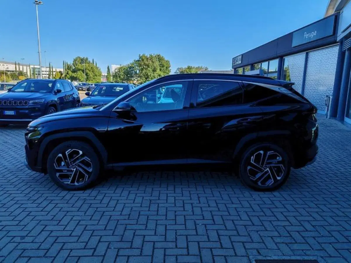 Hyundai Tucson nuova a Perugia (3)
