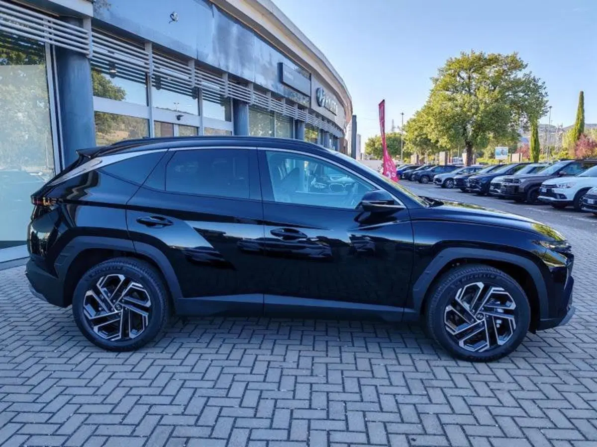 Hyundai Tucson nuova a Perugia (4)