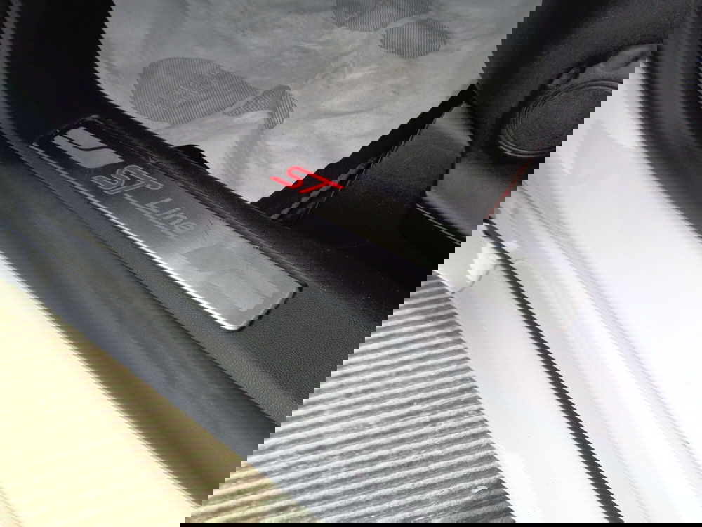 Ford Kuga usata a Treviso (8)