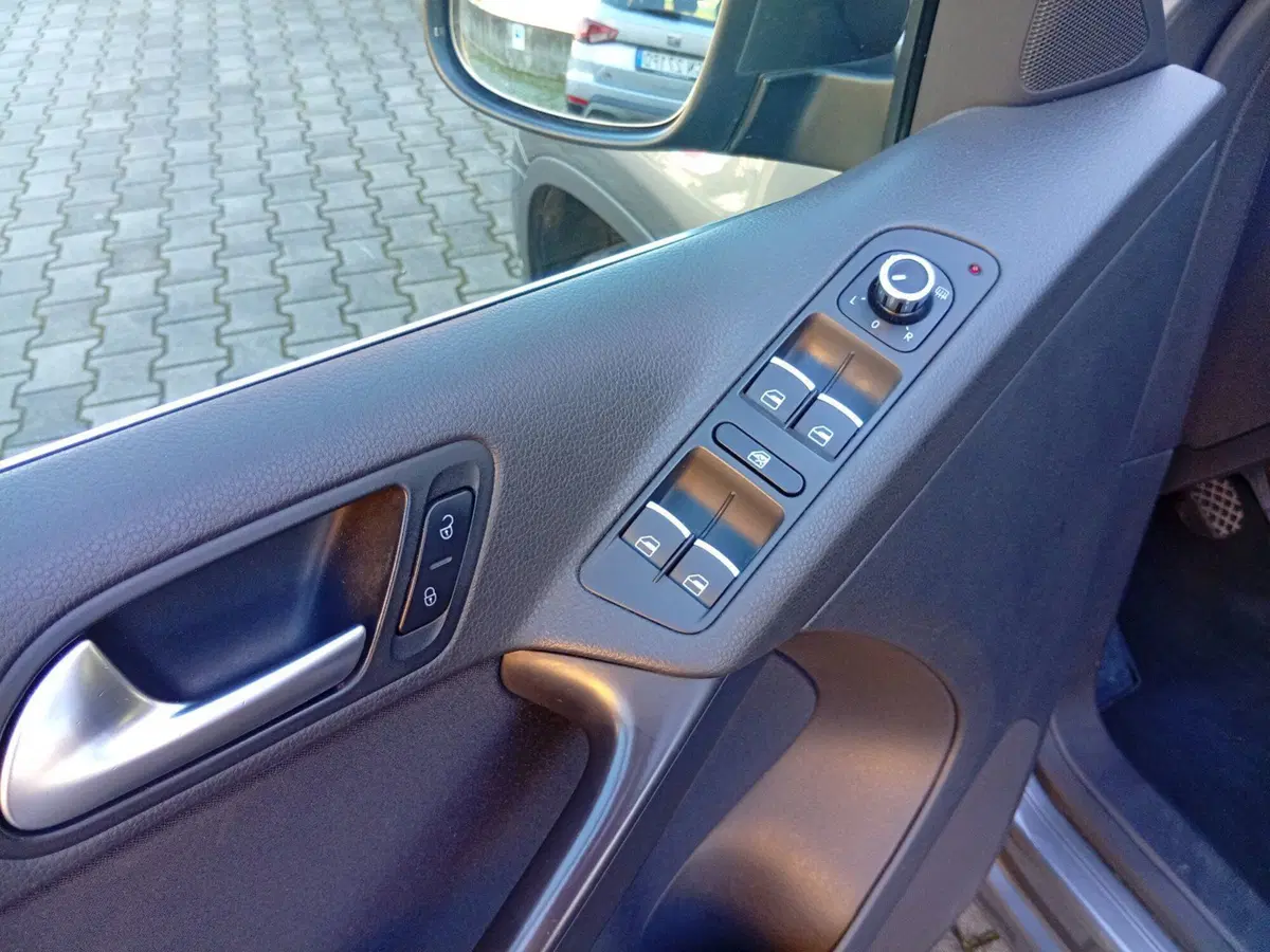 Volkswagen Tiguan usata a Brescia (15)