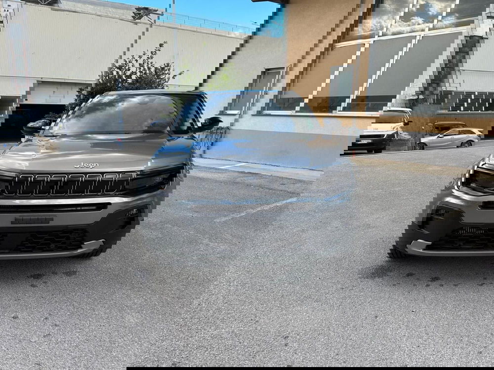 Jeep Avenger nuova a Salerno (9)