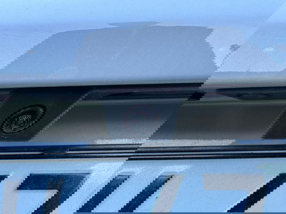 Jeep Avenger nuova a Salerno (14)