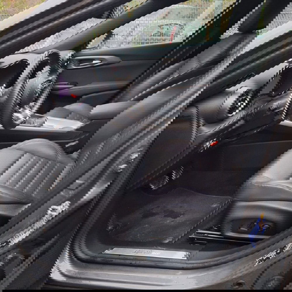 Alfa Romeo Tonale usata a Salerno (6)