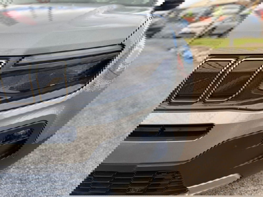 Jeep Avenger nuova a Salerno (19)