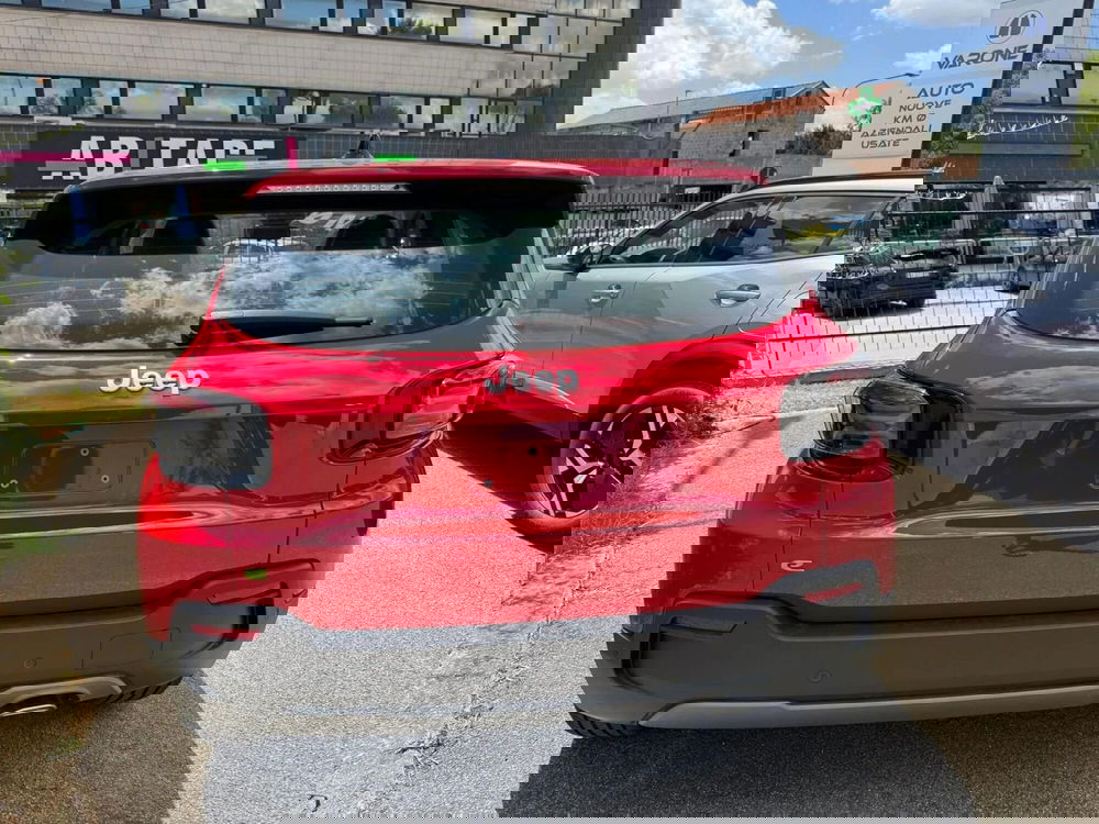 Jeep Avenger nuova a Salerno (14)