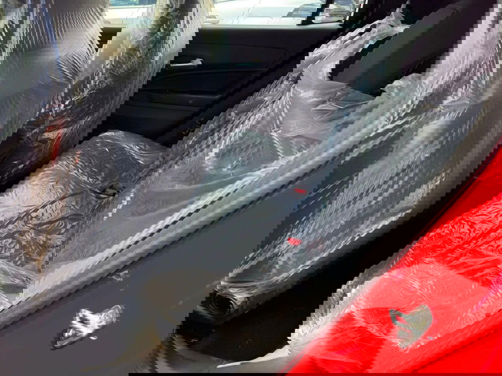 Jeep Avenger nuova a Salerno (7)