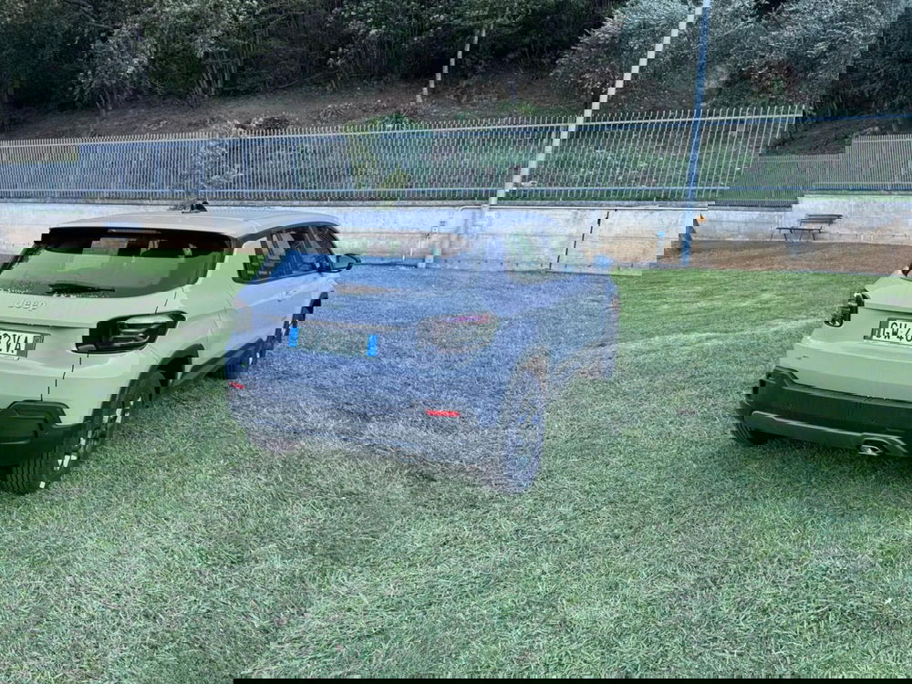 Jeep Avenger nuova a Salerno (4)