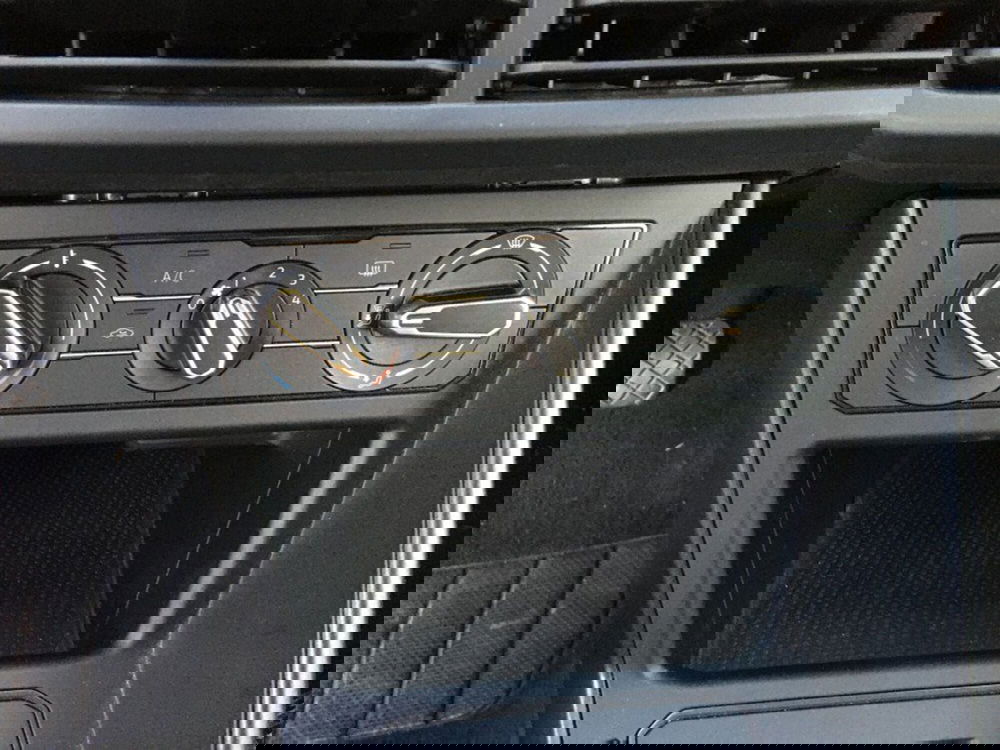 Volkswagen Taigo usata a Cuneo (10)