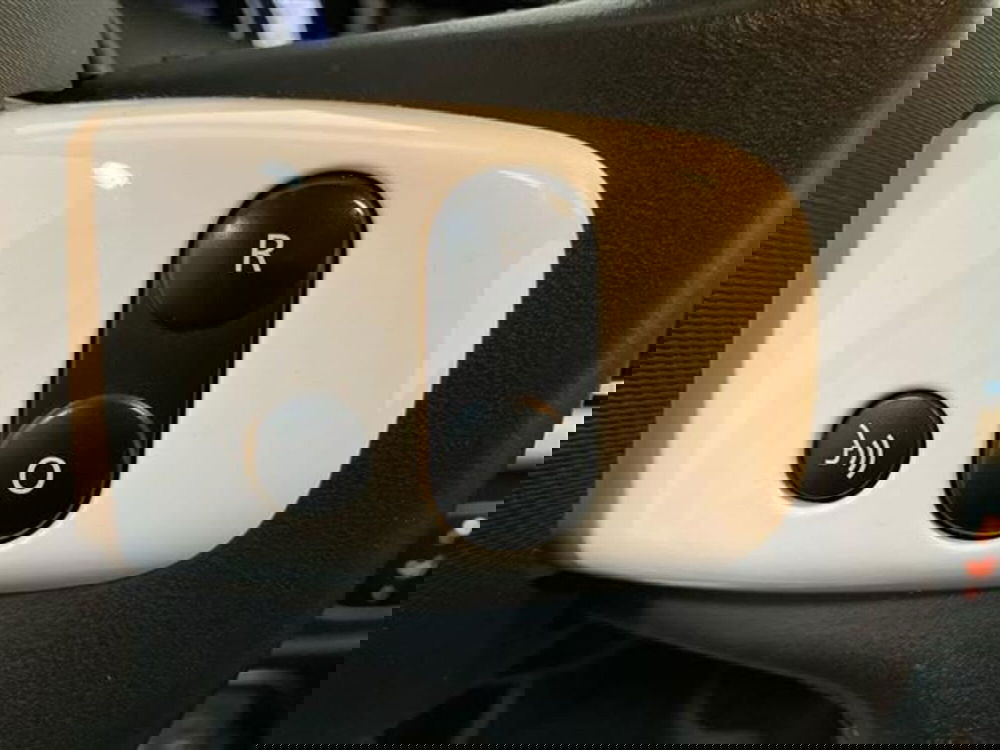 Renault Twingo usata a Como (18)