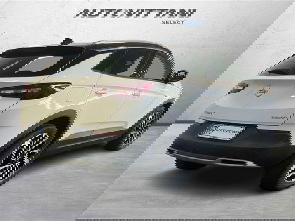 Opel Grandland X usata a Como (3)