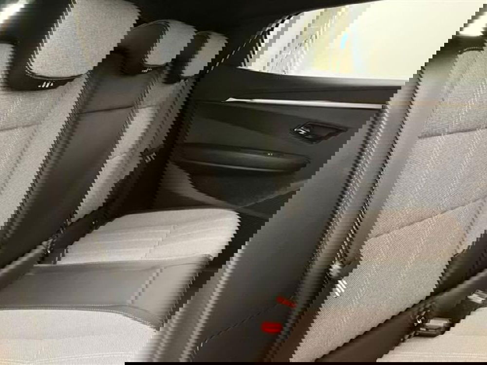 Renault Megane E-Tech Electric usata a Como (12)