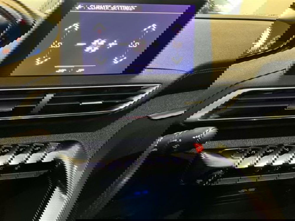 Peugeot 3008 usata a Como (18)