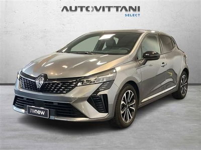 Renault Clio 1.0 tce Techno 90cv del 2025 usata a Como