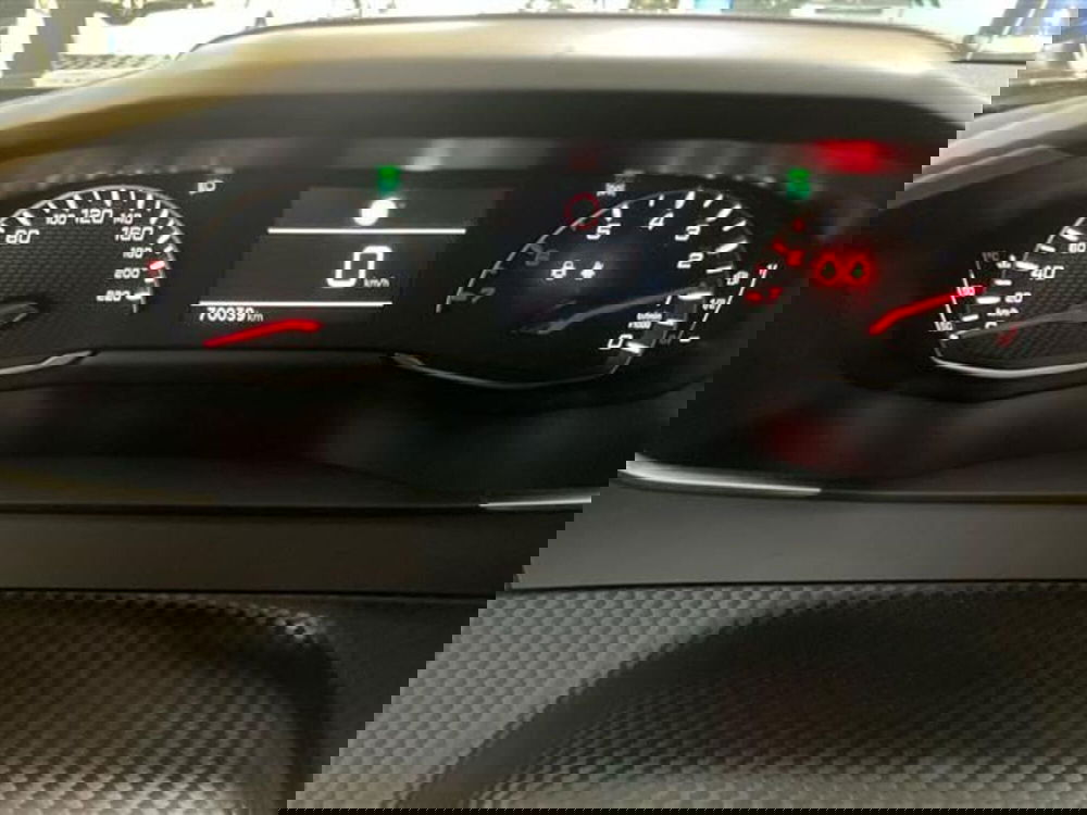 Peugeot 2008 usata a Como (15)