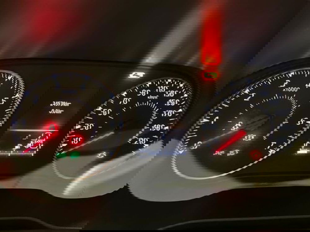 Dacia Duster usata a Como (15)