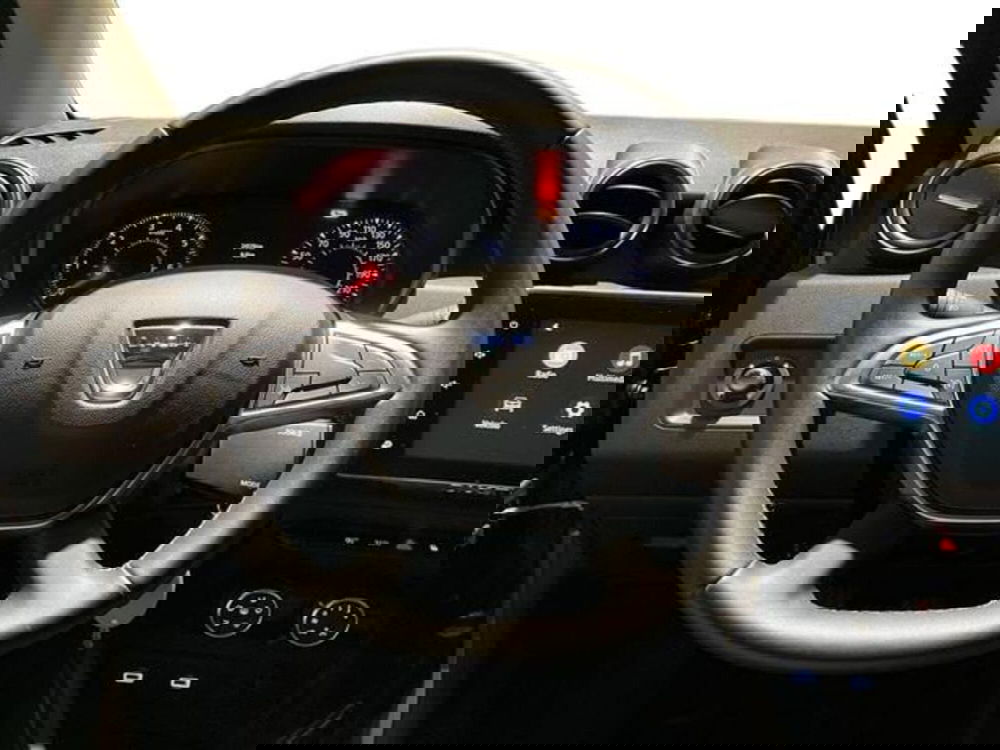 Dacia Duster usata a Como (9)