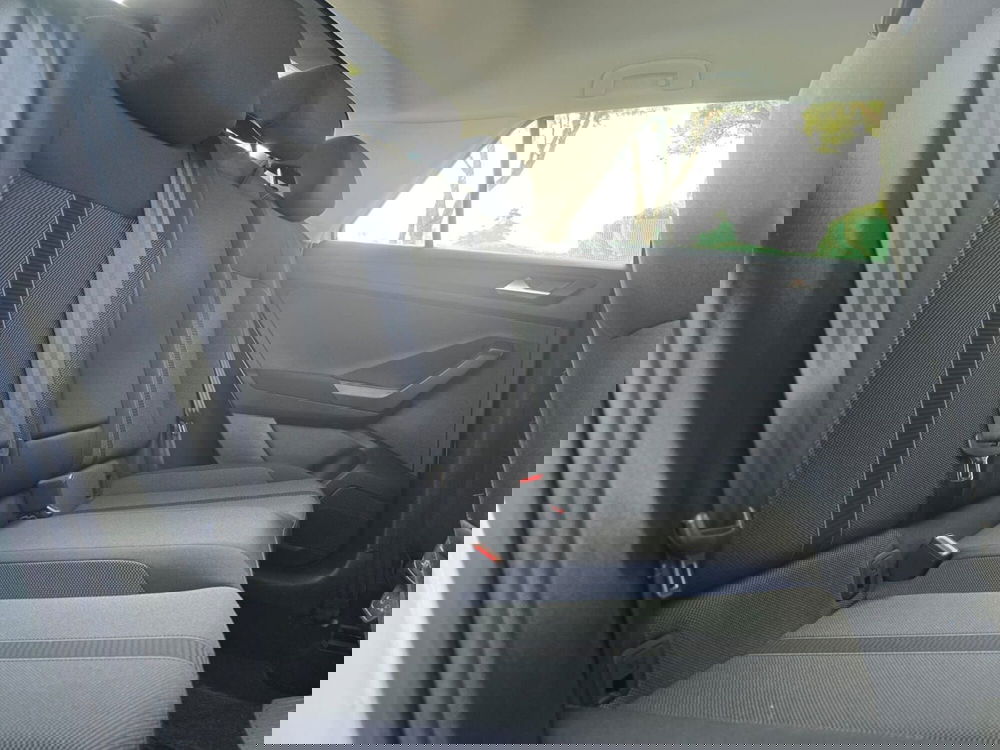 Volkswagen T-Roc usata a Massa-Carrara (13)