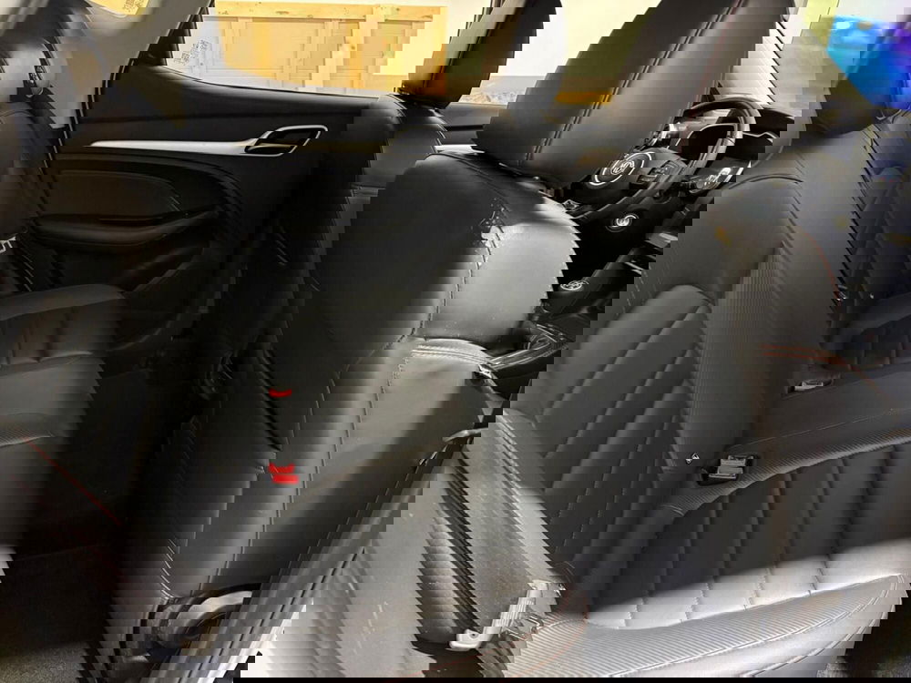 Mg ZS usata a Massa-Carrara (14)