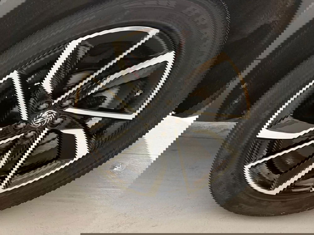 Mg ZS usata a Massa-Carrara (15)