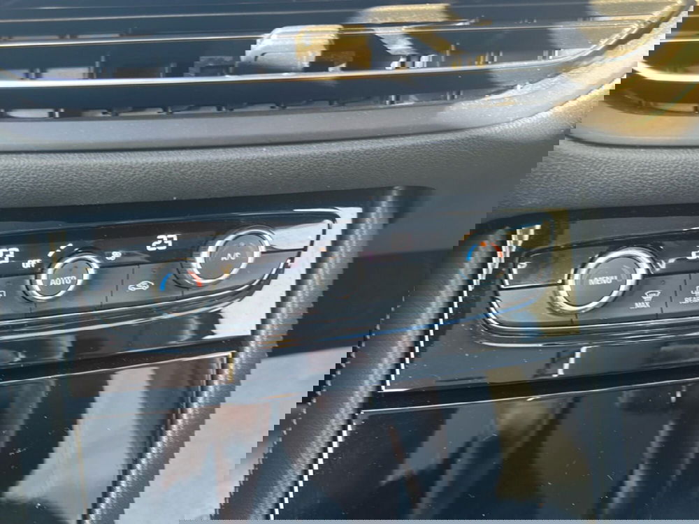 Opel Grandland usata a Piacenza (11)