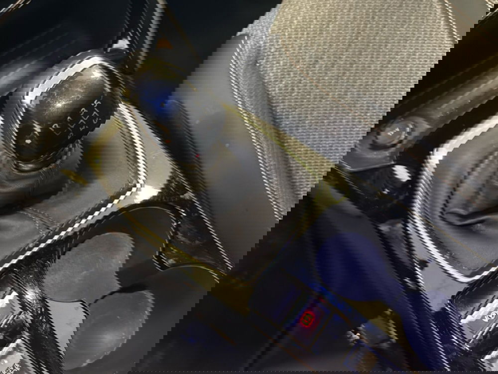 Peugeot 2008 usata a Palermo (9)