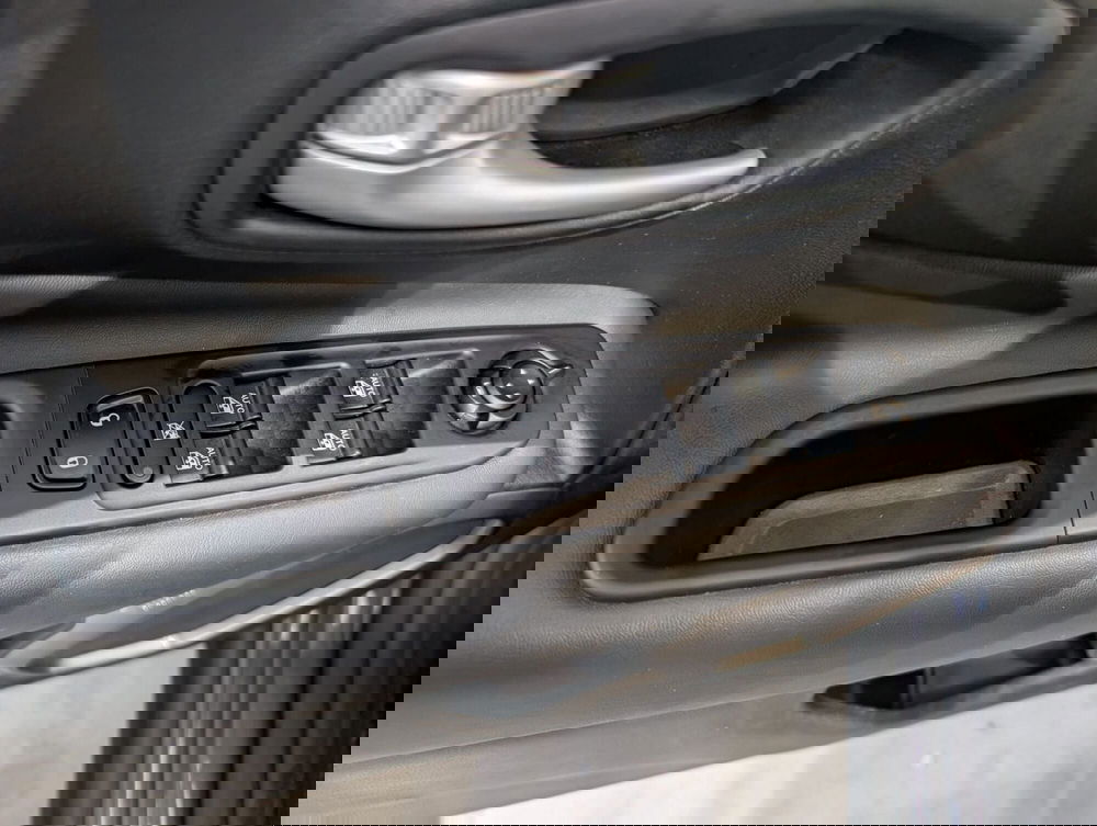 Jeep Renegade usata a Milano (14)