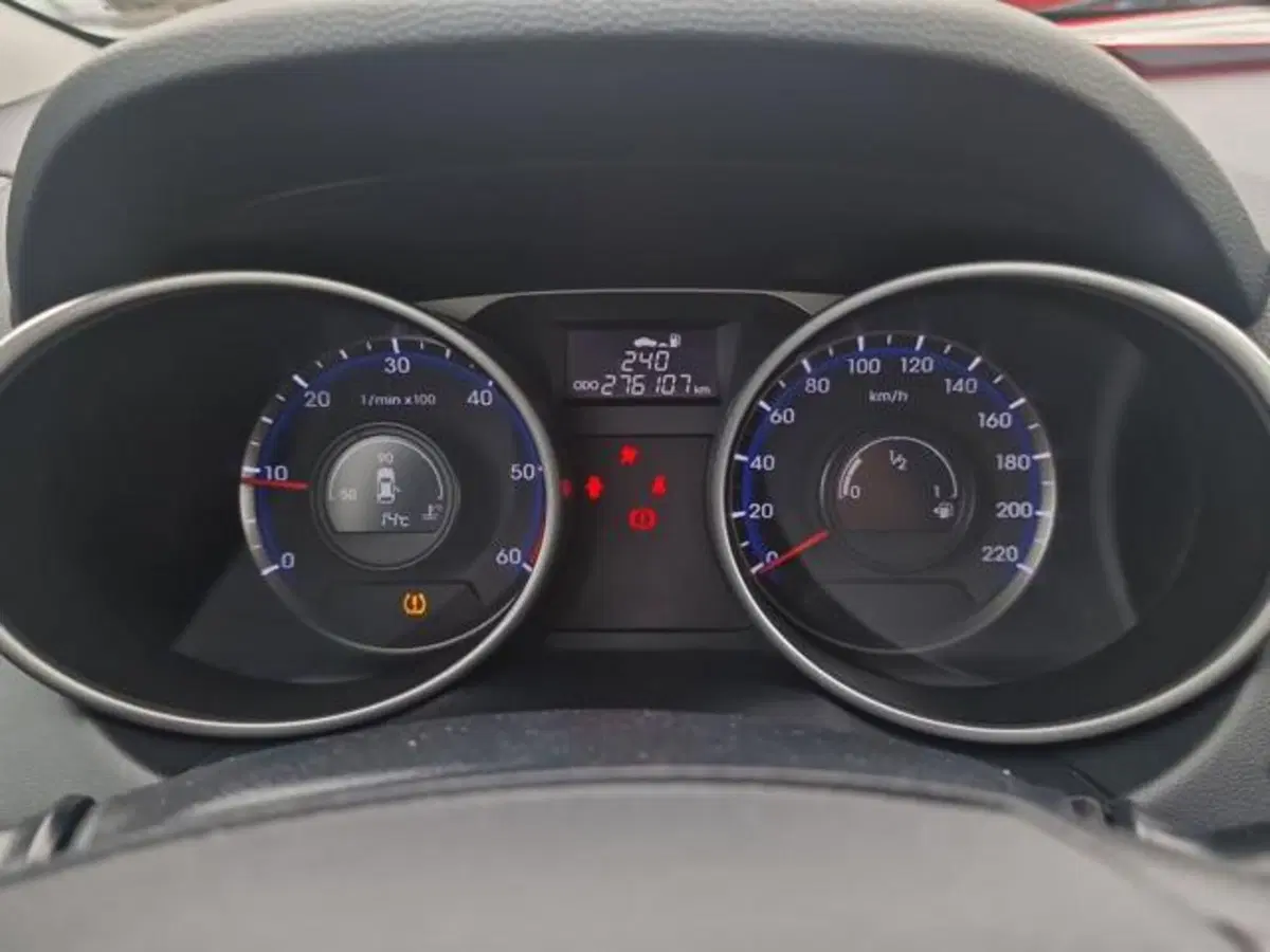 Hyundai ix35 usata a Salerno (11)