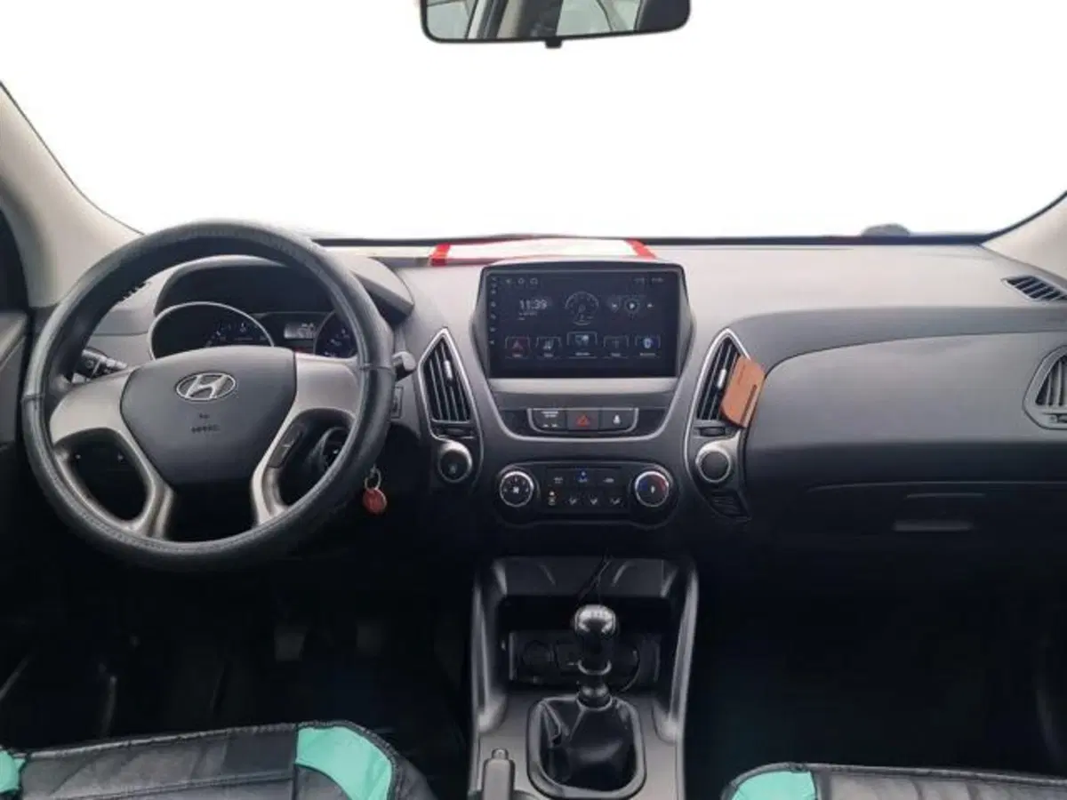 Hyundai ix35 usata a Salerno (12)
