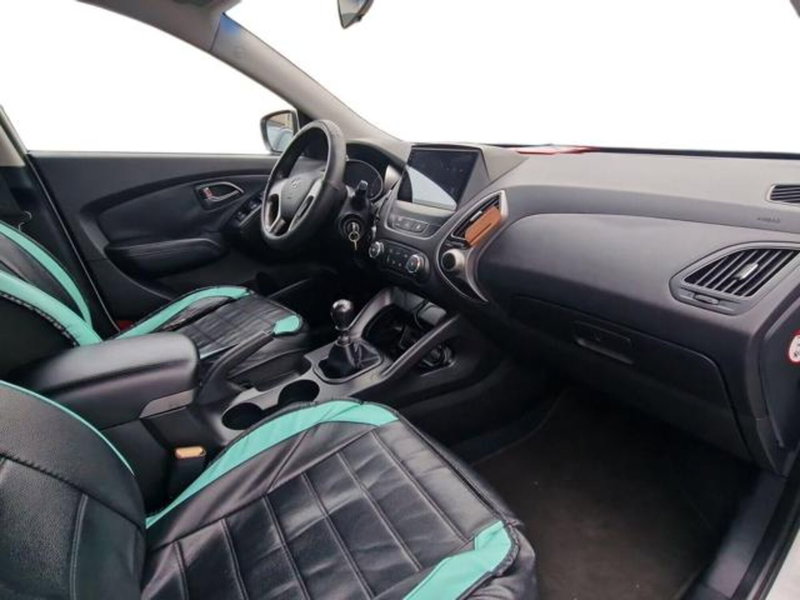 Hyundai ix35 usata a Salerno (13)