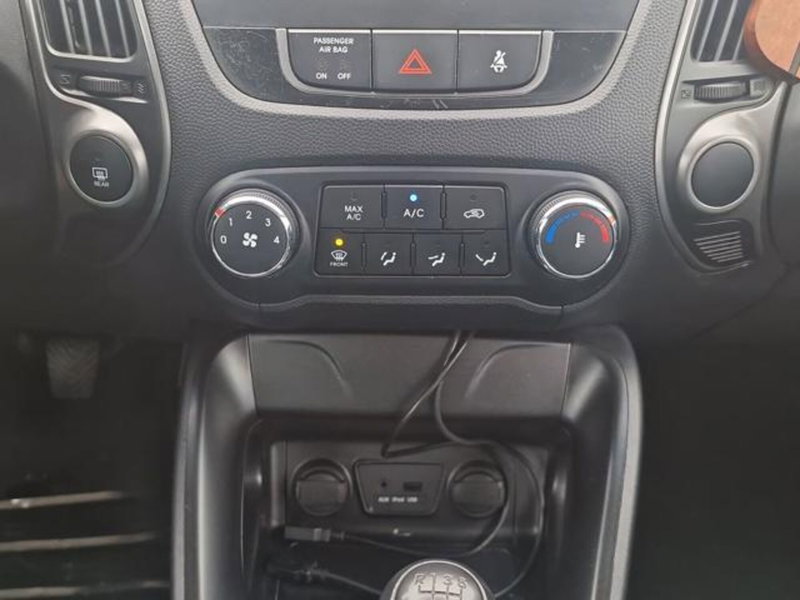 Hyundai ix35 usata a Salerno (18)