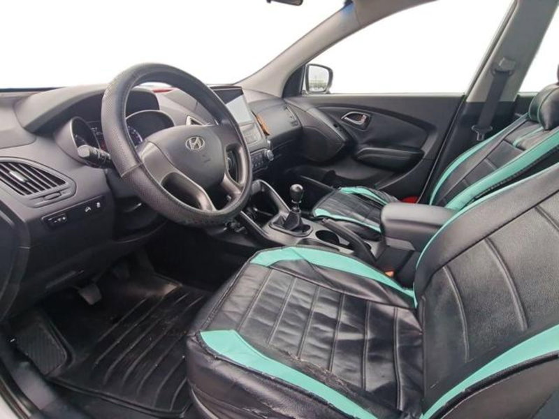 Hyundai ix35 usata a Salerno (9)
