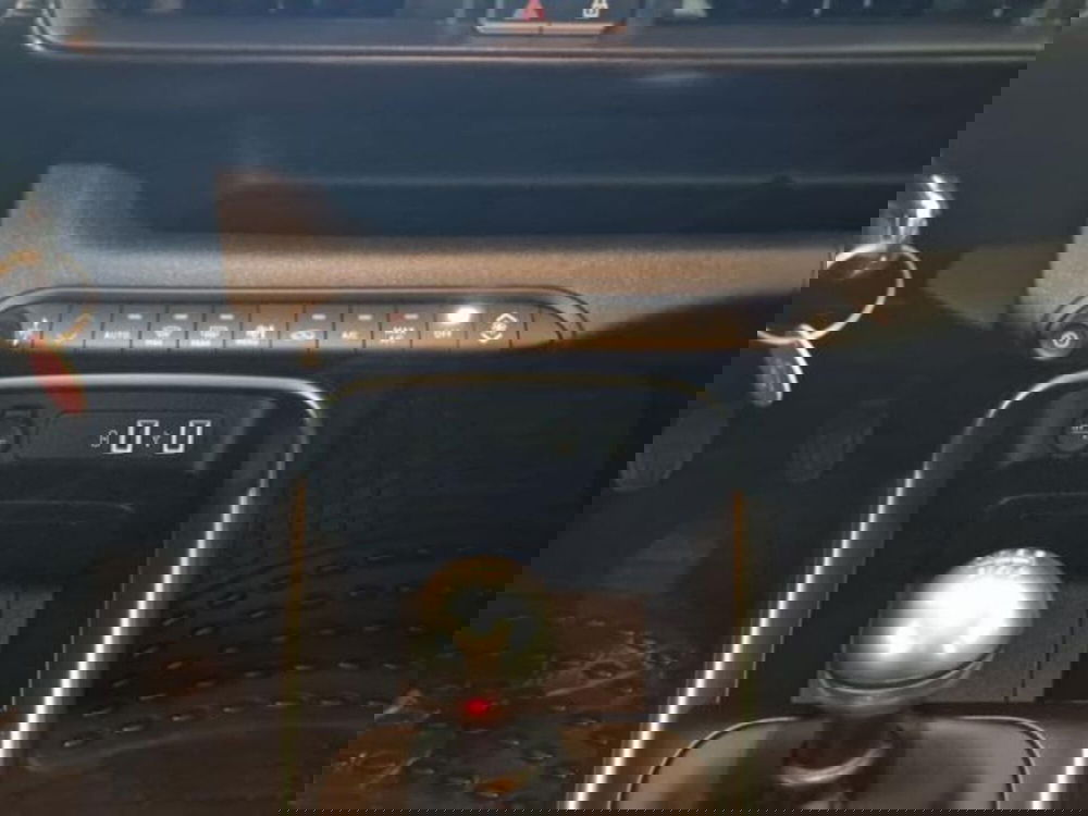 Jeep Avenger usata a Salerno (18)