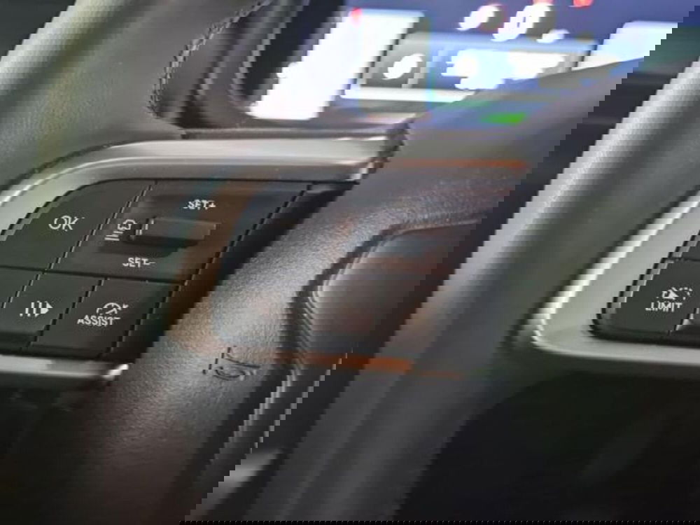 Jeep Avenger usata a Salerno (20)