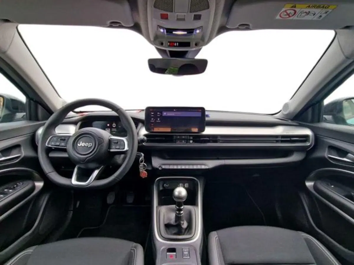 Jeep Avenger usata a Salerno (12)