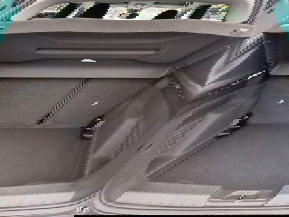 Jeep Avenger usata a Salerno (19)