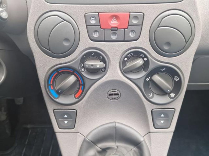 Fiat Panda usata a Salerno (18)