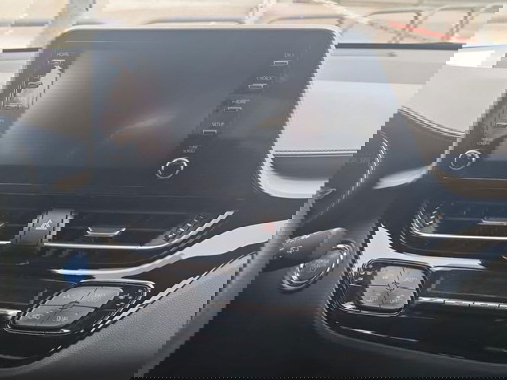 Toyota Toyota C-HR usata a Salerno (16)