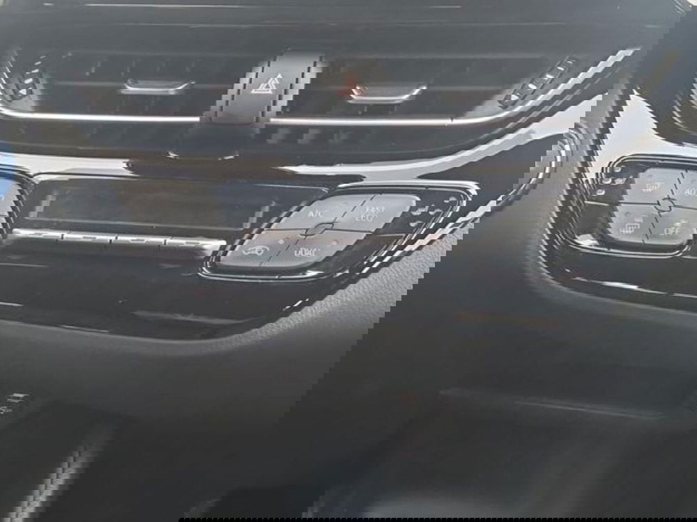 Toyota Toyota C-HR usata a Salerno (18)