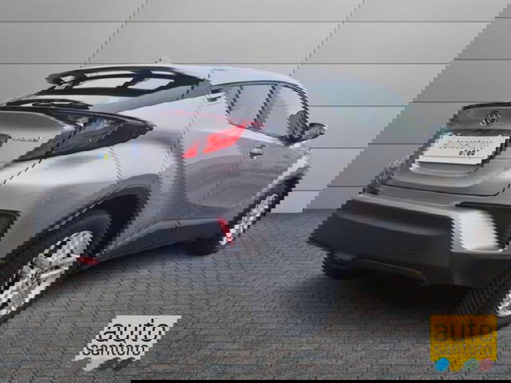 Toyota Toyota C-HR usata a Salerno (3)