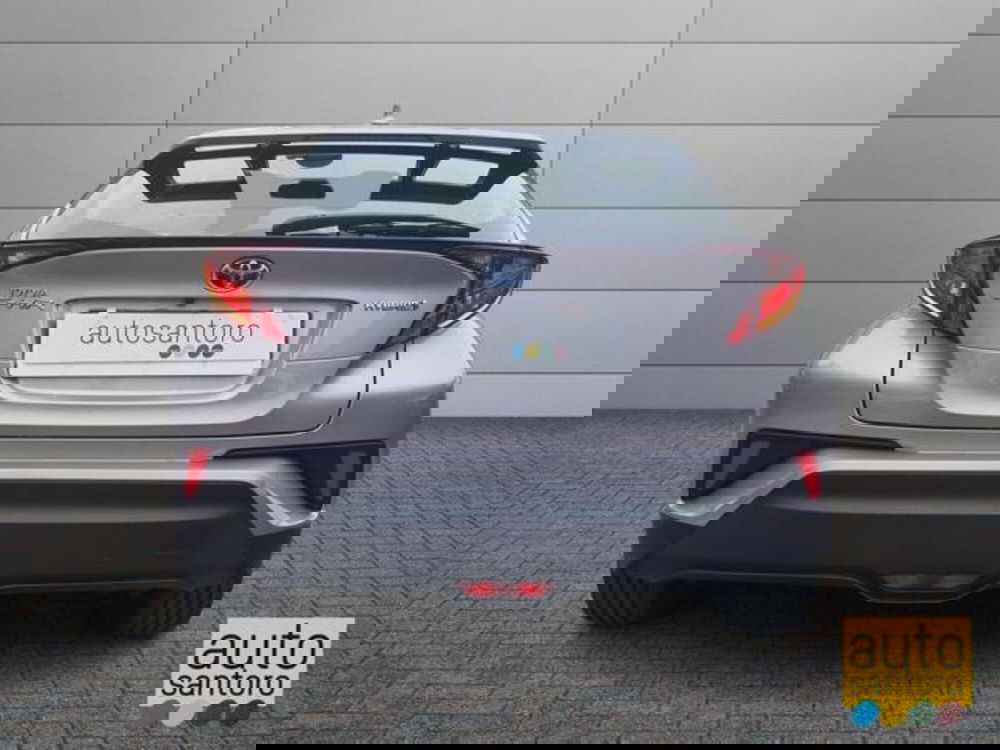 Toyota Toyota C-HR usata a Salerno (6)
