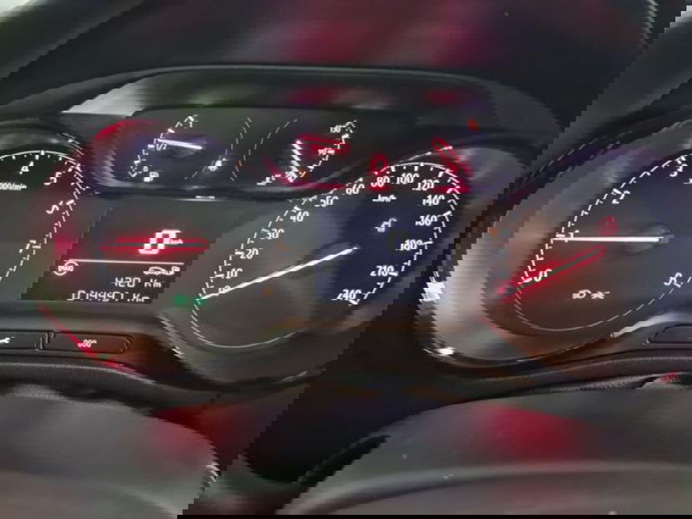 Opel Crossland usata a Salerno (11)