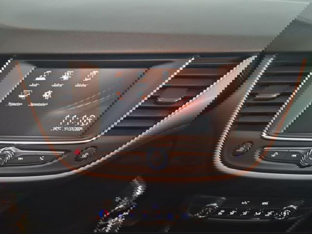 Opel Crossland usata a Salerno (16)