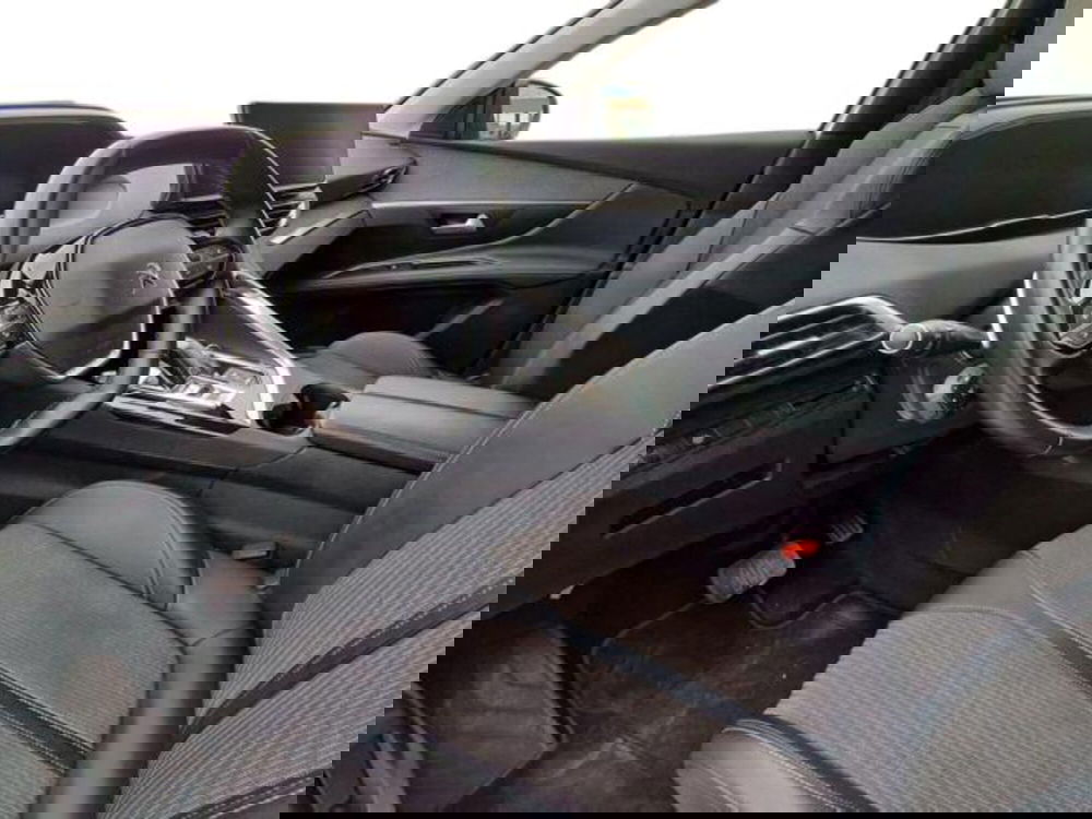 Peugeot 3008 usata a Salerno (9)