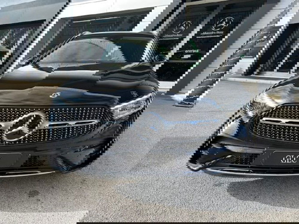 Mercedes-Benz GLC nuova a Potenza (2)