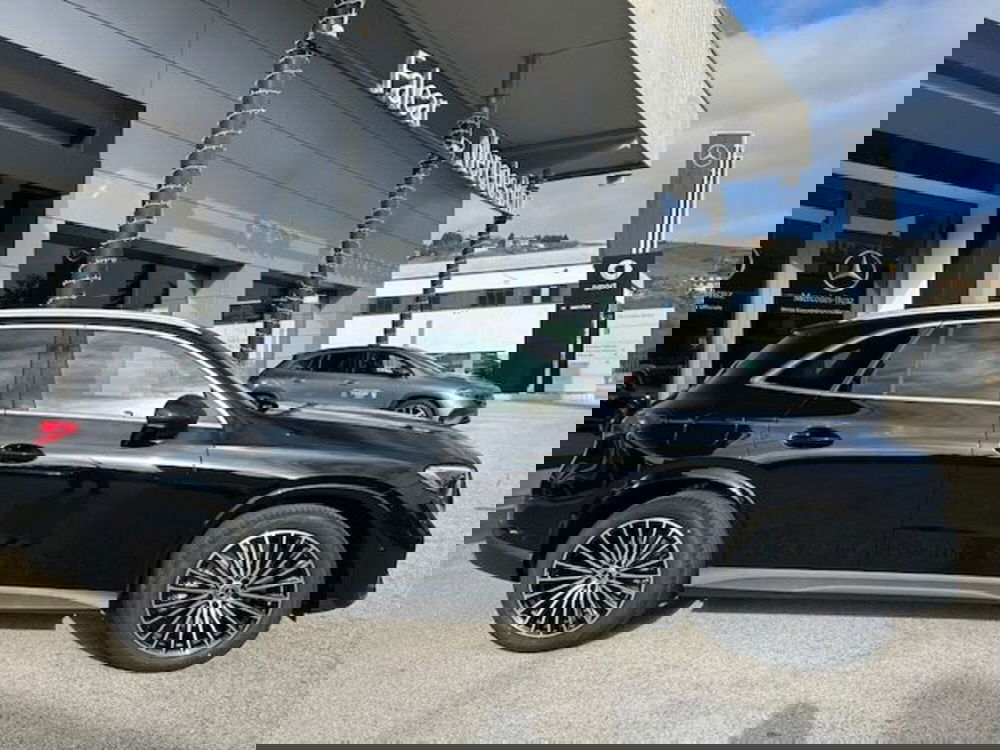 Mercedes-Benz GLC nuova a Potenza (3)