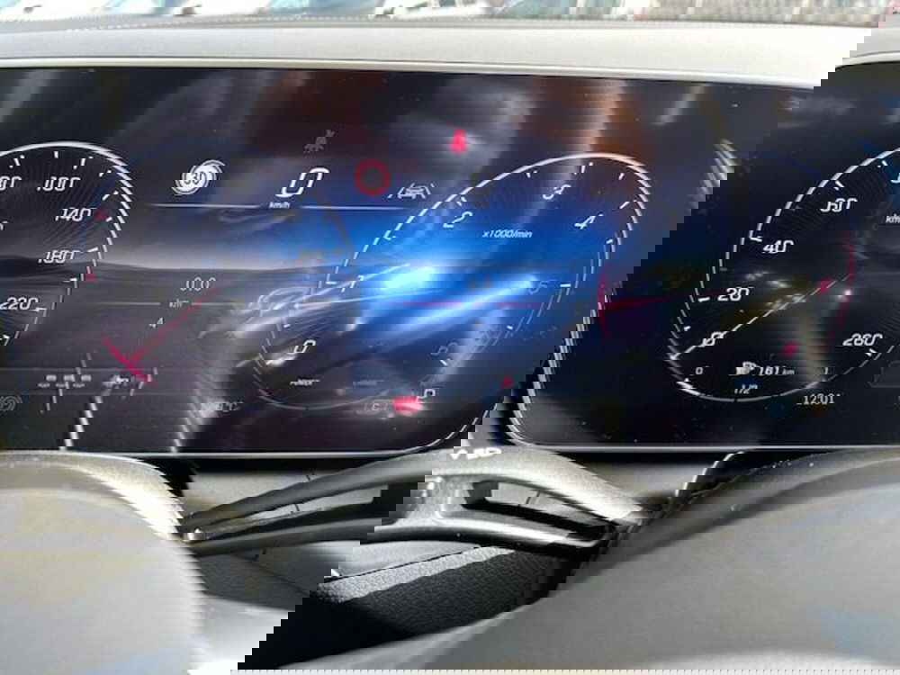 Mercedes-Benz GLC nuova a Potenza (8)