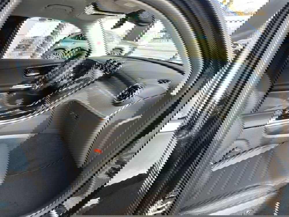 Mercedes-Benz GLC nuova a Potenza (9)