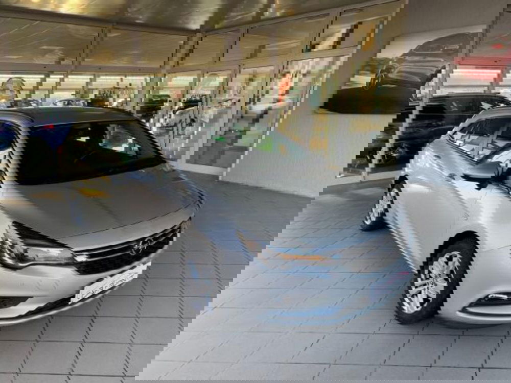 Opel Astra Station Wagon usata a Trieste (15)