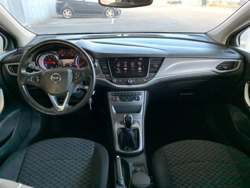 Opel Astra Station Wagon usata a Trieste (12)